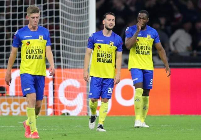 因此药厂倾 因此药厂倾